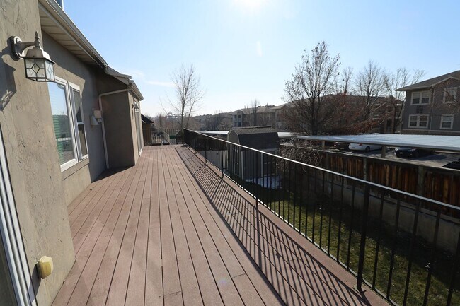 Building Photo - Large Pet Friendly House in the Foothills of Provo