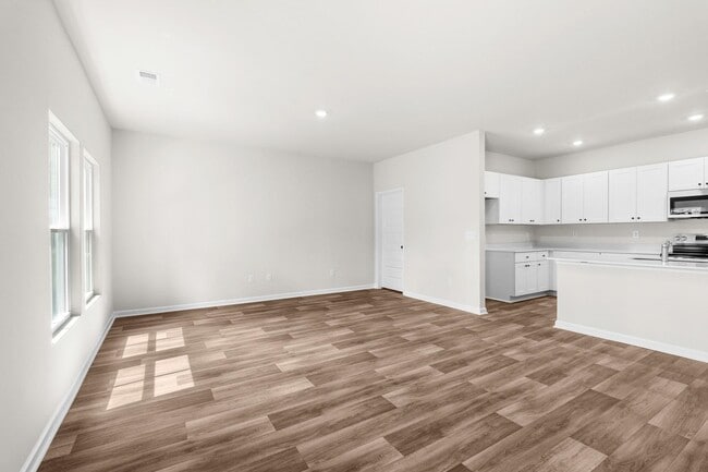 Building Photo - 1039 Harbor Dr