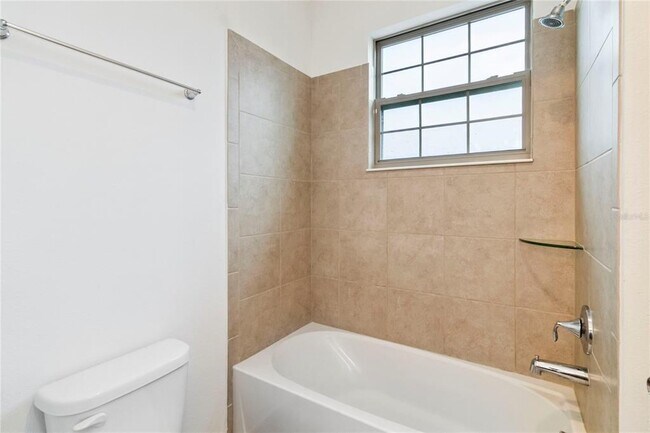 Building Photo - 10466 Siddington Dr