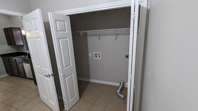 Building Photo - 3 BED 2 BATH located in Elberta