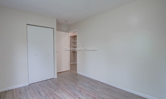 Building Photo - 4410 W 25th Ave