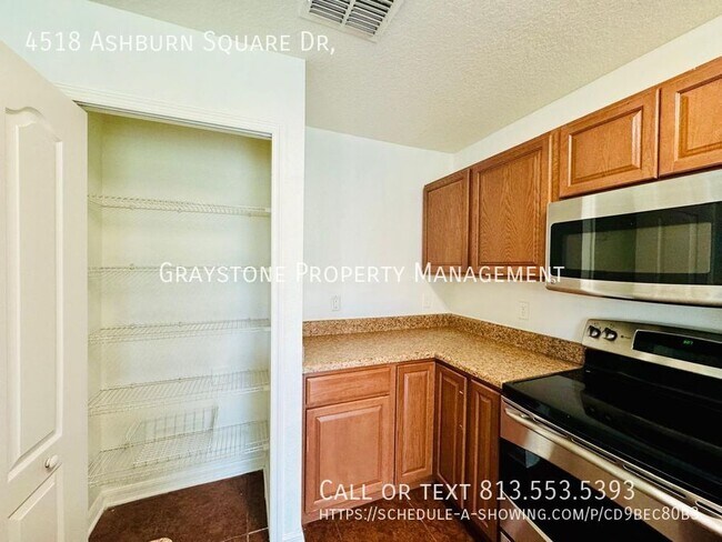 Building Photo - 4518 Ashburn Square Dr