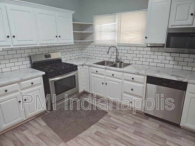 Building Photo - 3641 N Illinois St