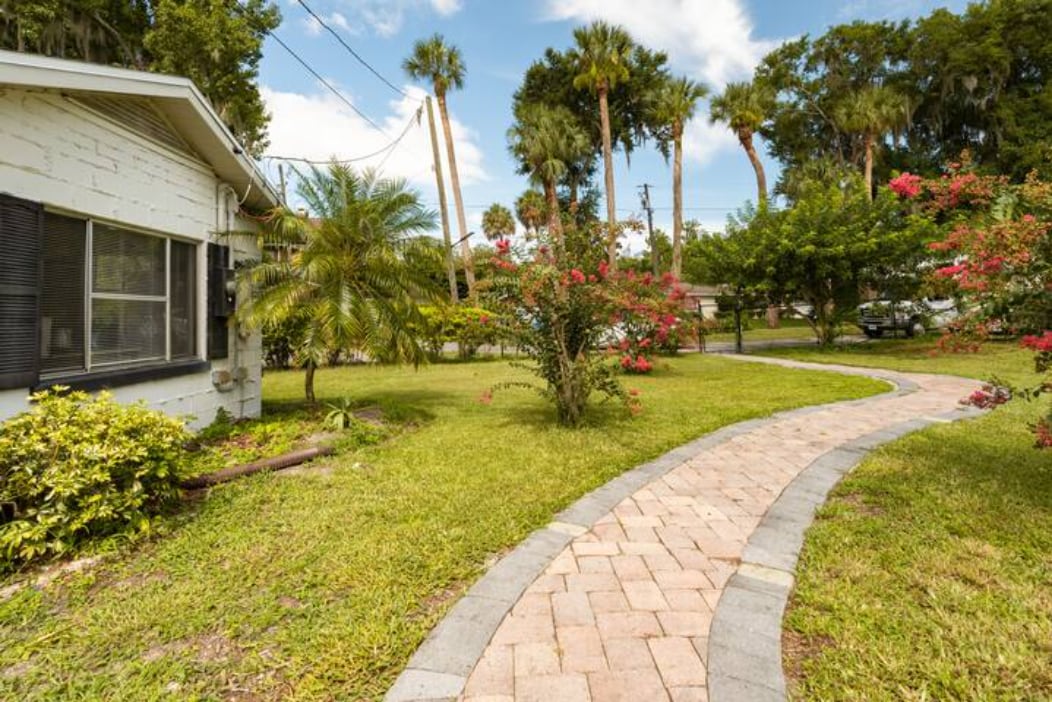 Path from Parking - 1120 Orange Ave