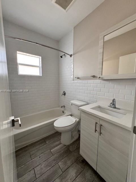 Building Photo - 222 Sidonia Ave