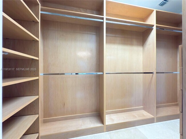 Building Photo - 3191 SW 133rd Ct