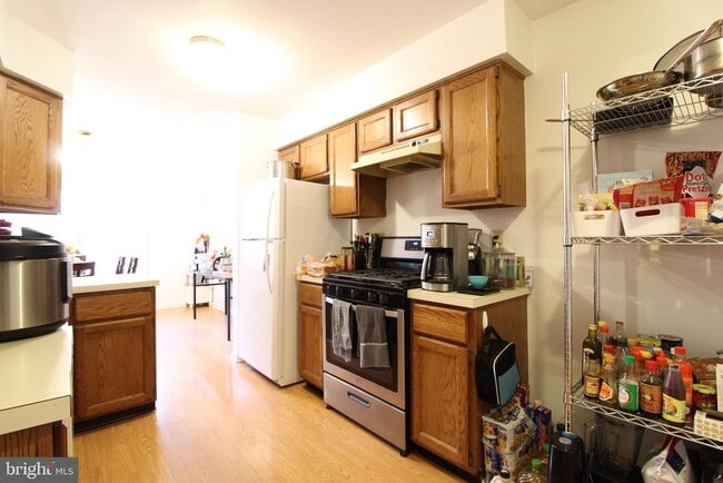 Building Photo - 30 Chicopee Dr