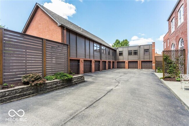 Building Photo - 1529 Alabama St