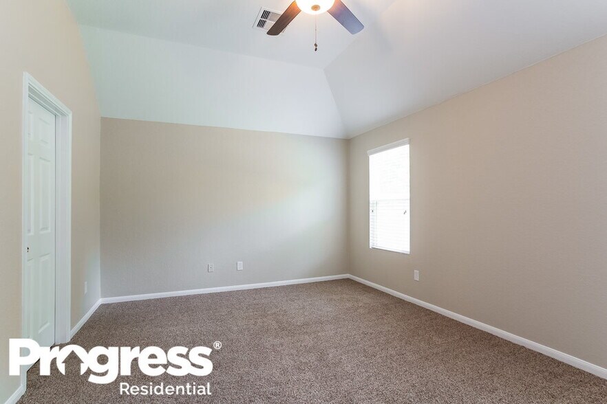 Building Photo - 21223 Fox Orchard Ct