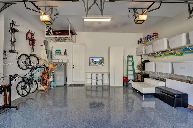 Building Photo - 2740 NW 83rd Terrace