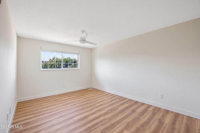 Building Photo - 2087 Rhoda St