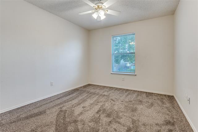 Building Photo - 820 Sansome Dr