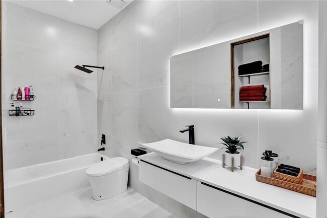 Building Photo - 4092 NW 88th Ter