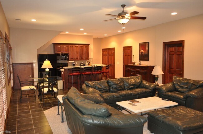 Building Photo - 103 Trout Lily Ln