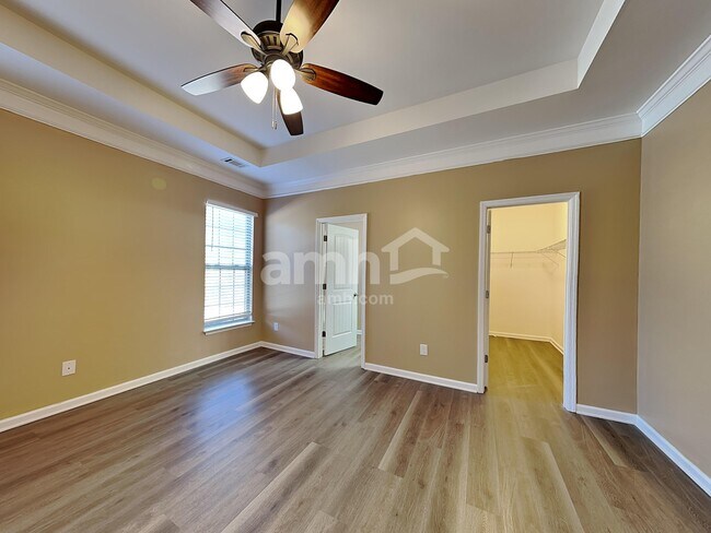 Building Photo - 115 Otter Glen Dr