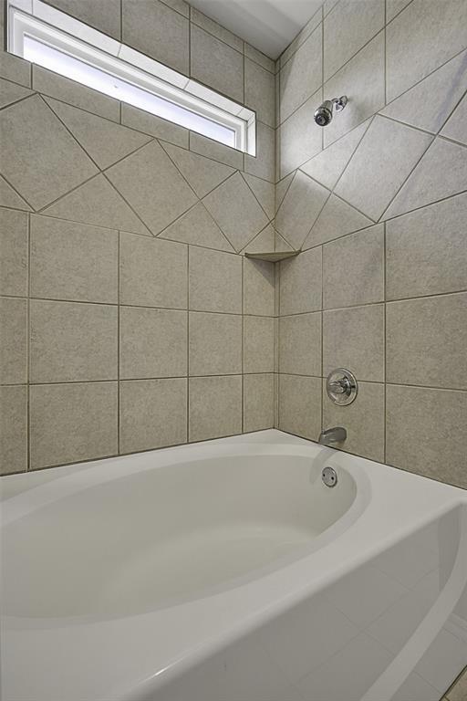 Building Photo - 5924 SE 66th St