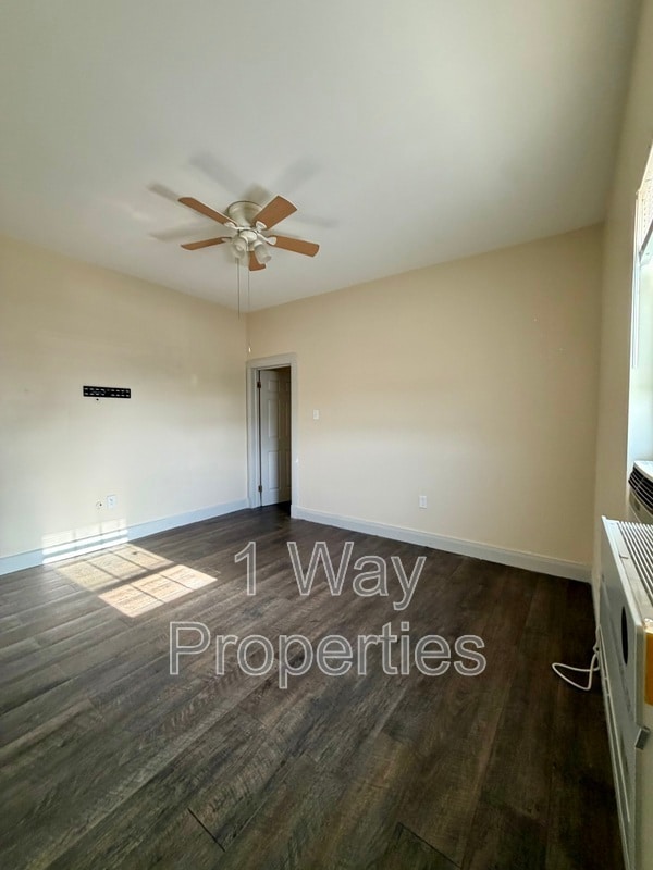 Building Photo - 7409 4th St