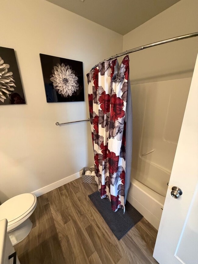 Building Photo - Beautiful 3-Bedroom Condo in Herriman! (Dog-Friendly)