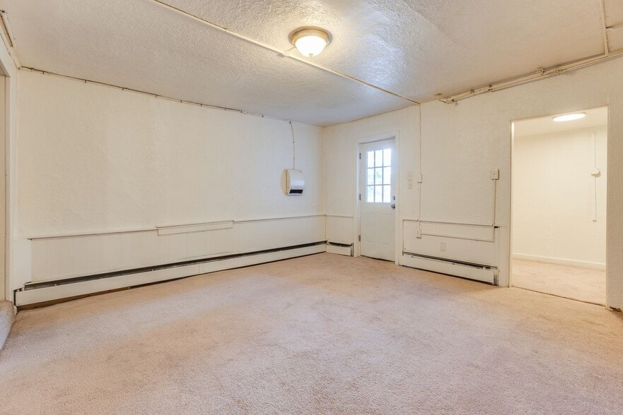 Building Photo - 428 Natchez St