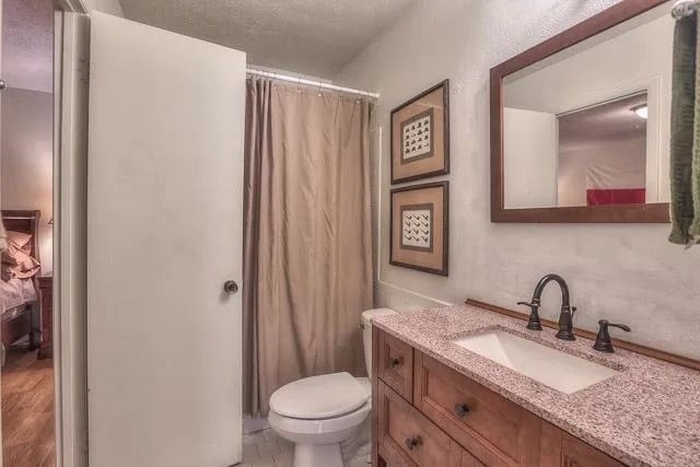 bathroom - 810 Bellevue Rd