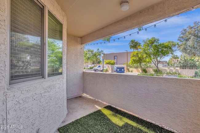 Building Photo - 145 N 74th St