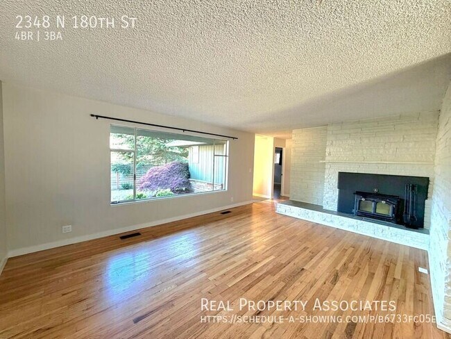 Building Photo - 2348 N 180th St