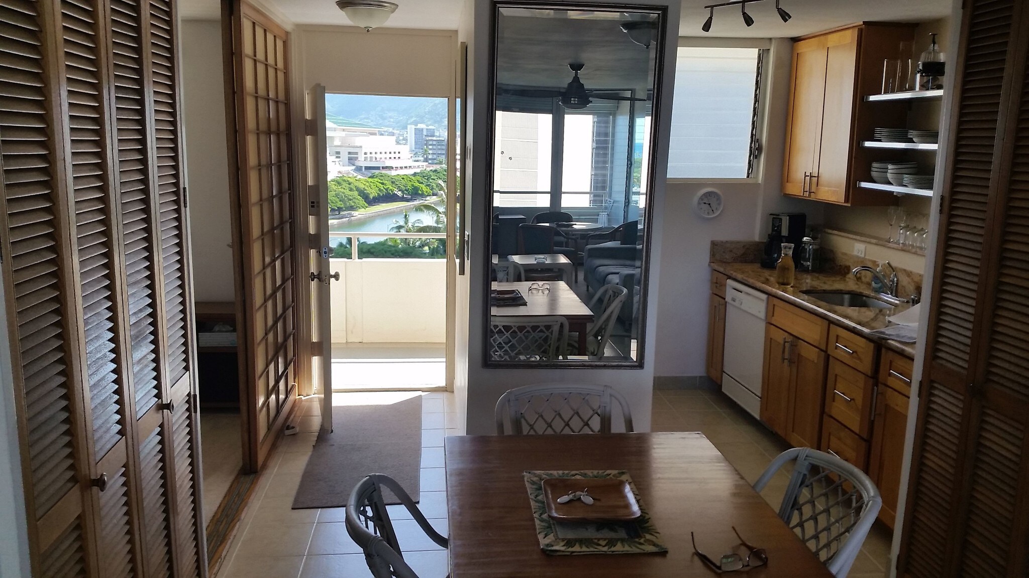 Building Photo - 1676 Ala Moana Blvd