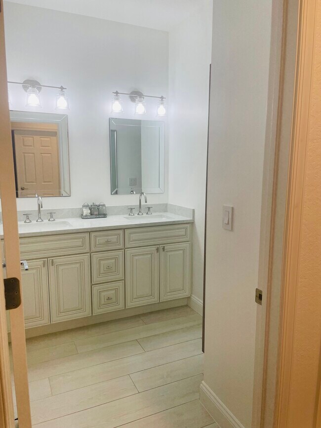 Building Photo - 7114 Wild Forest Ct