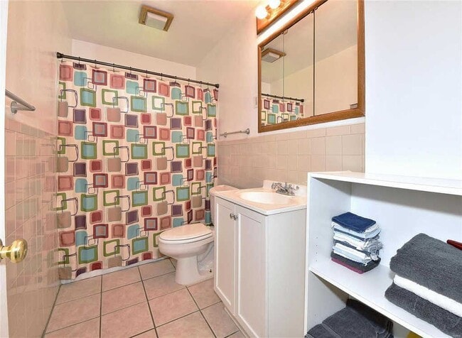 Building Photo - 3049 Orton St