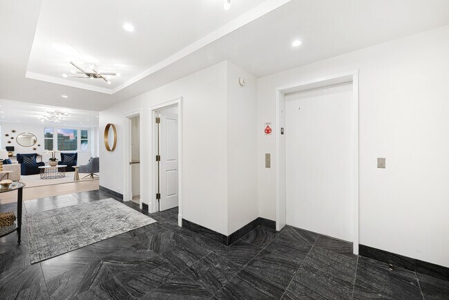 Building Photo - 801 Key Hwy