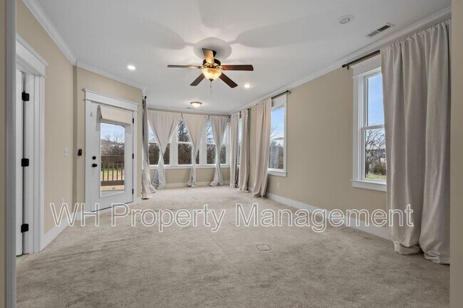 Building Photo - 311B 54th Ave N