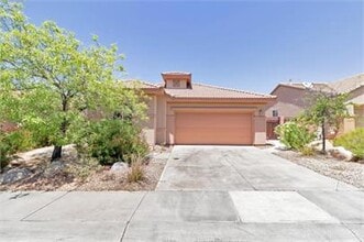 Building Photo - 3241 E Fourteen Fairway Dr