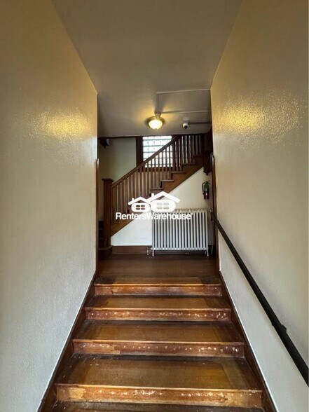 Building Photo - 3612 Ingersoll Ave