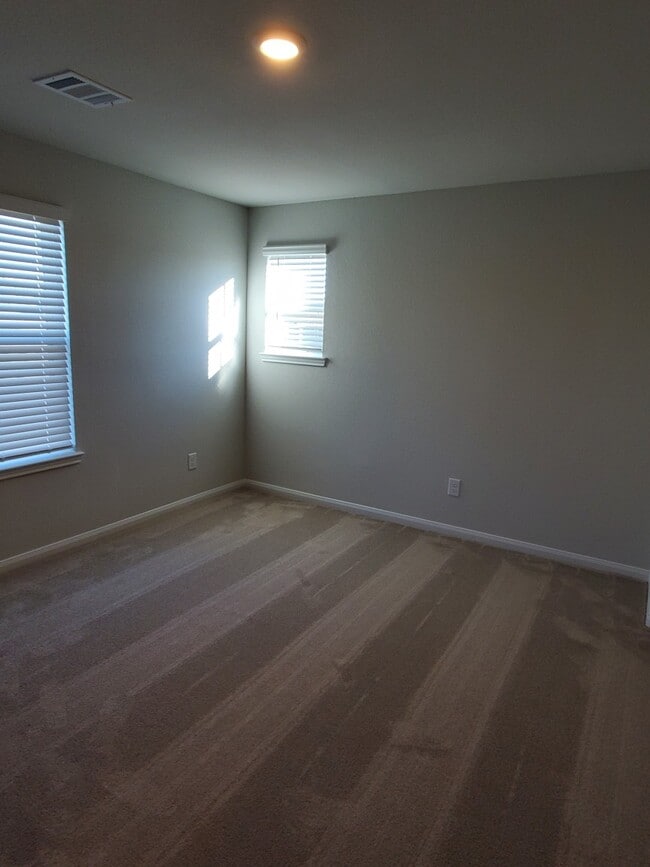 Building Photo - 2344 Green Sturgeon Ct