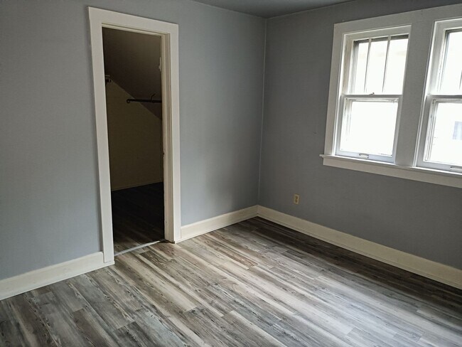 Building Photo - 2254 N 67th St