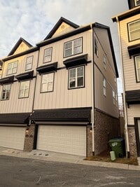 Building Photo - BRAND NEW TOWNHOMES AVALIABLE NOW