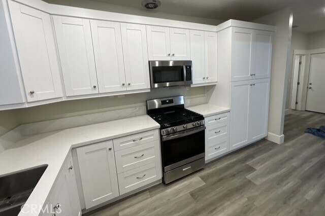 Building Photo - 405 Ramona Ave