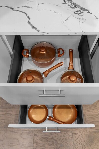 Building Photo - 2103 McGowen St