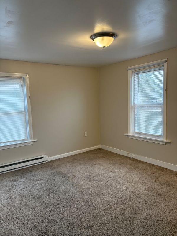 Building Photo - 2 Yolande Pl