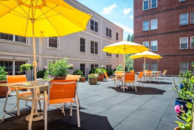 Building Photo - 2456 Massachusetts Ave