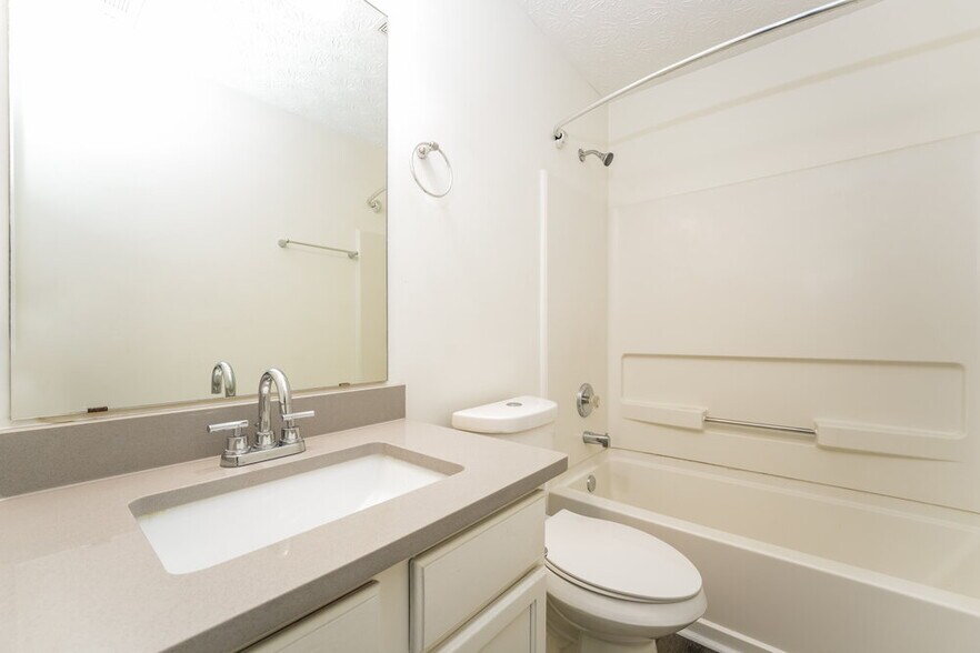 Building Photo - 2249 Ligney Creek Ln