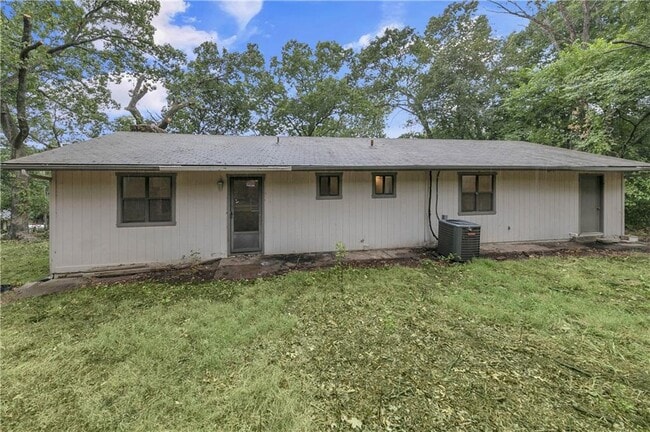 Building Photo - 56 Billingsley Dr