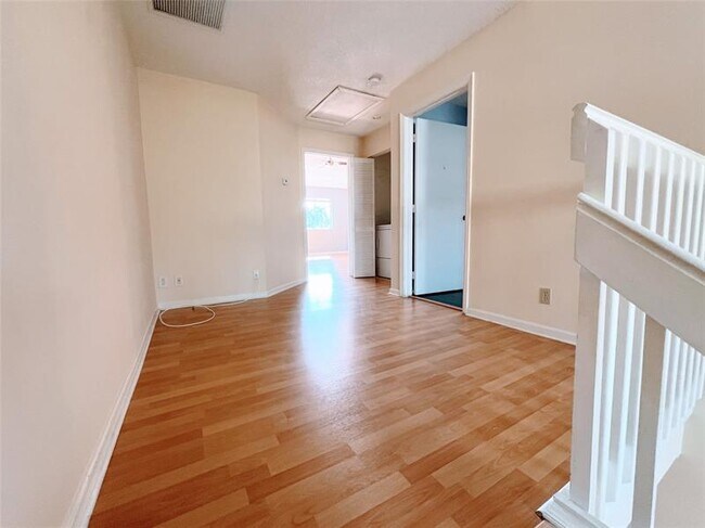 Building Photo - 2032 Discovery Cir E