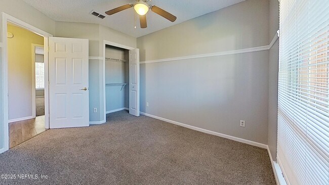 Building Photo - 1639 Spring Branch Dr W