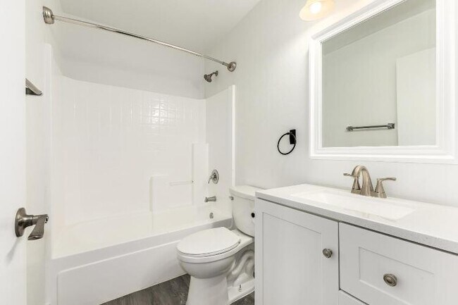 Building Photo - 993 S 239th Dr