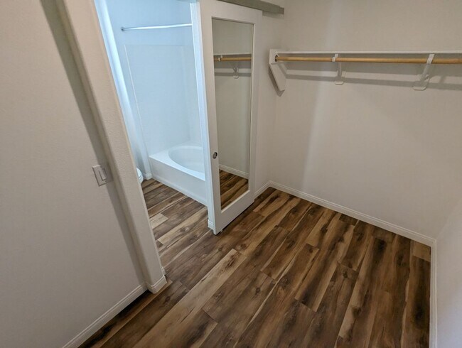 Building Photo - 12103 Mojave Gold Rd