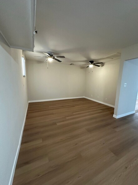 Building Photo - 740 Tiger Lilly Ln