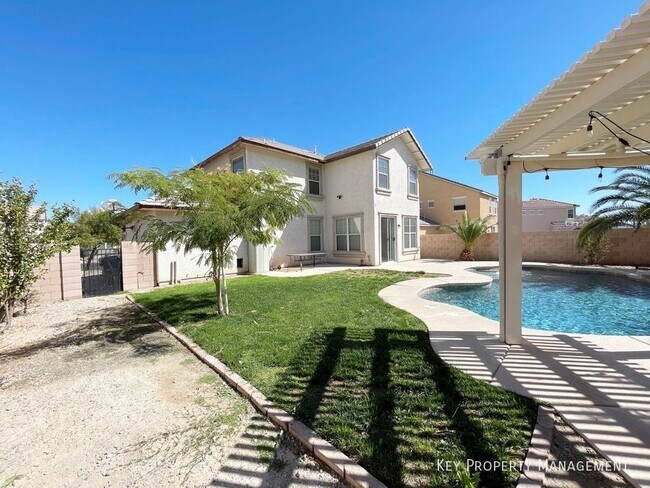 Building Photo - 2913 Big Mountain Ave