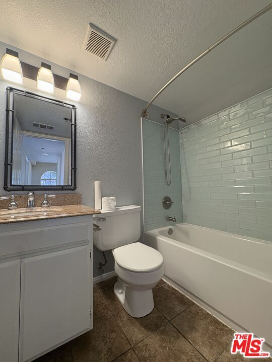 Building Photo - 741 Venice Way