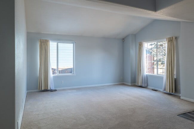 Building Photo - 2815 Decatur Dr